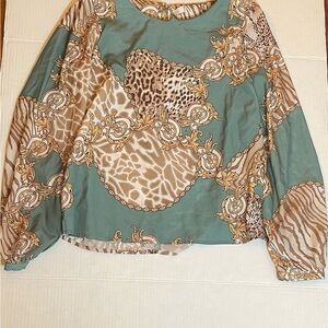 Elegant Green and Beige Women's Top